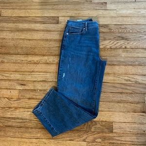 Banana Republic Factory High Rise Straight jean size 28/6.